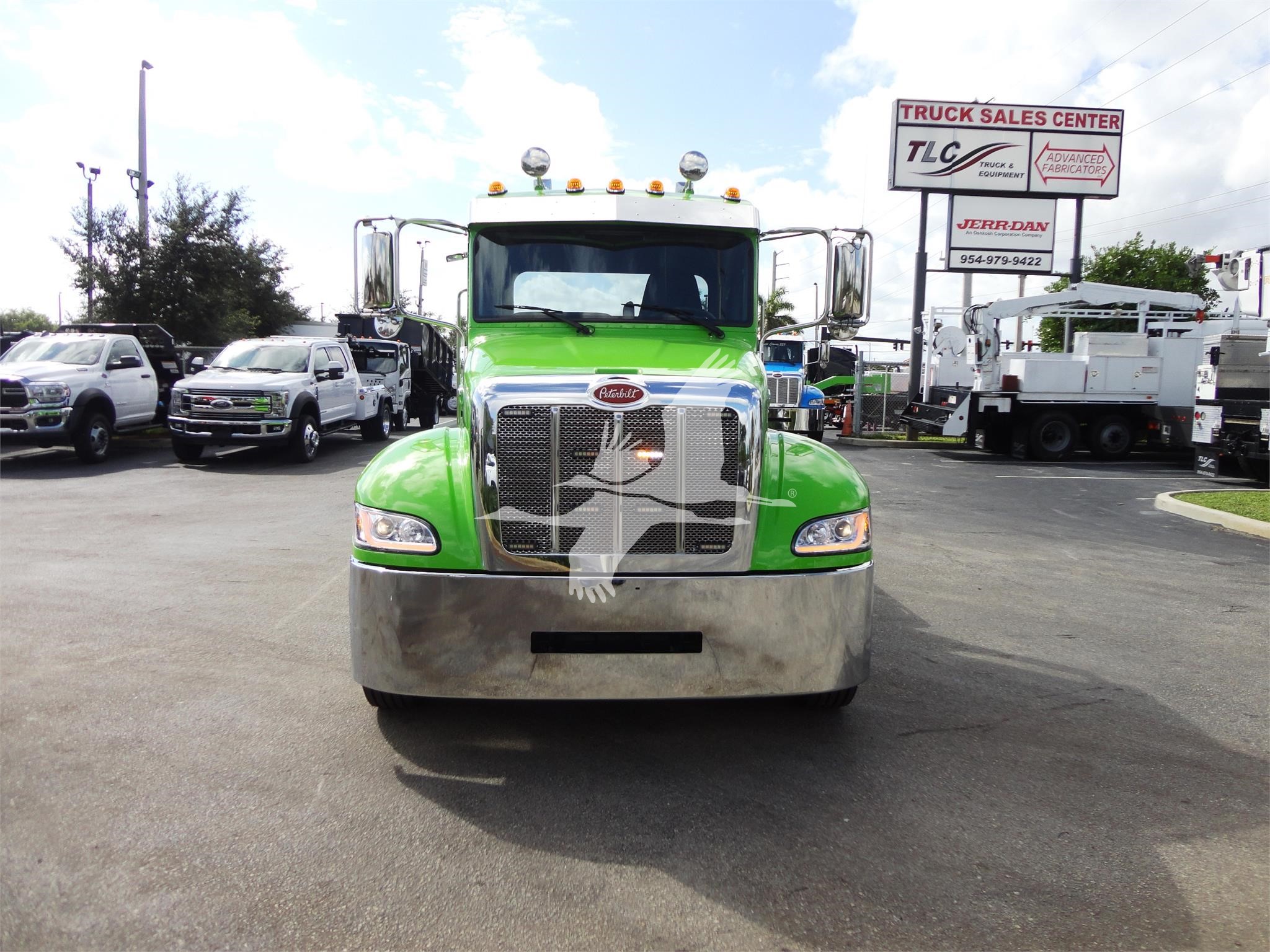 2022 Peterbilt 337