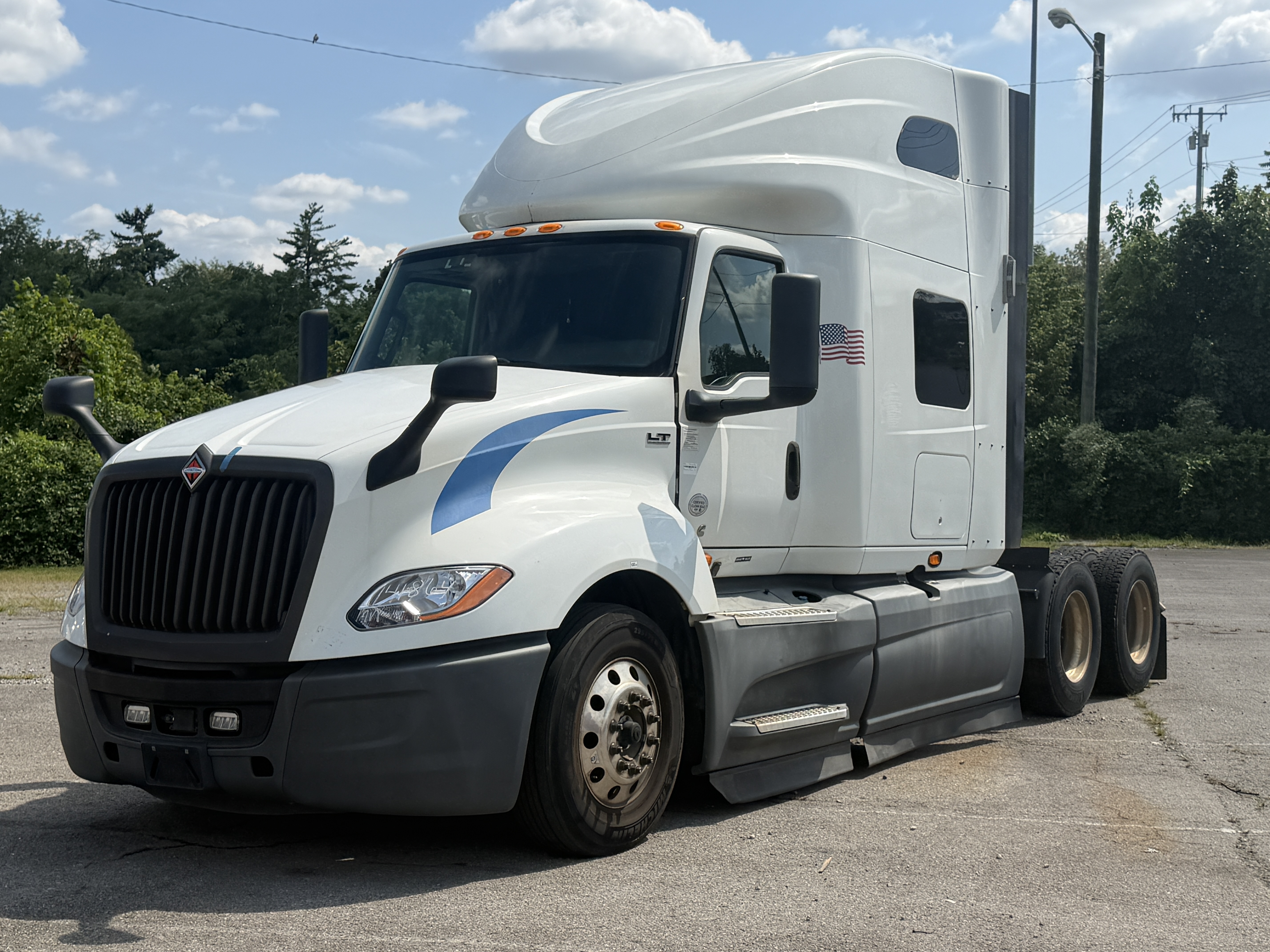 2021 International LT625