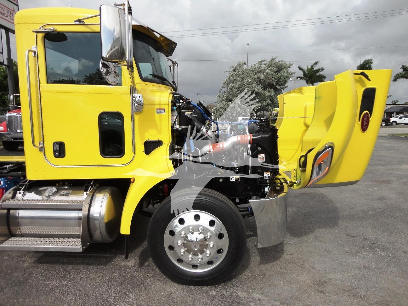 2022 Peterbilt 337
