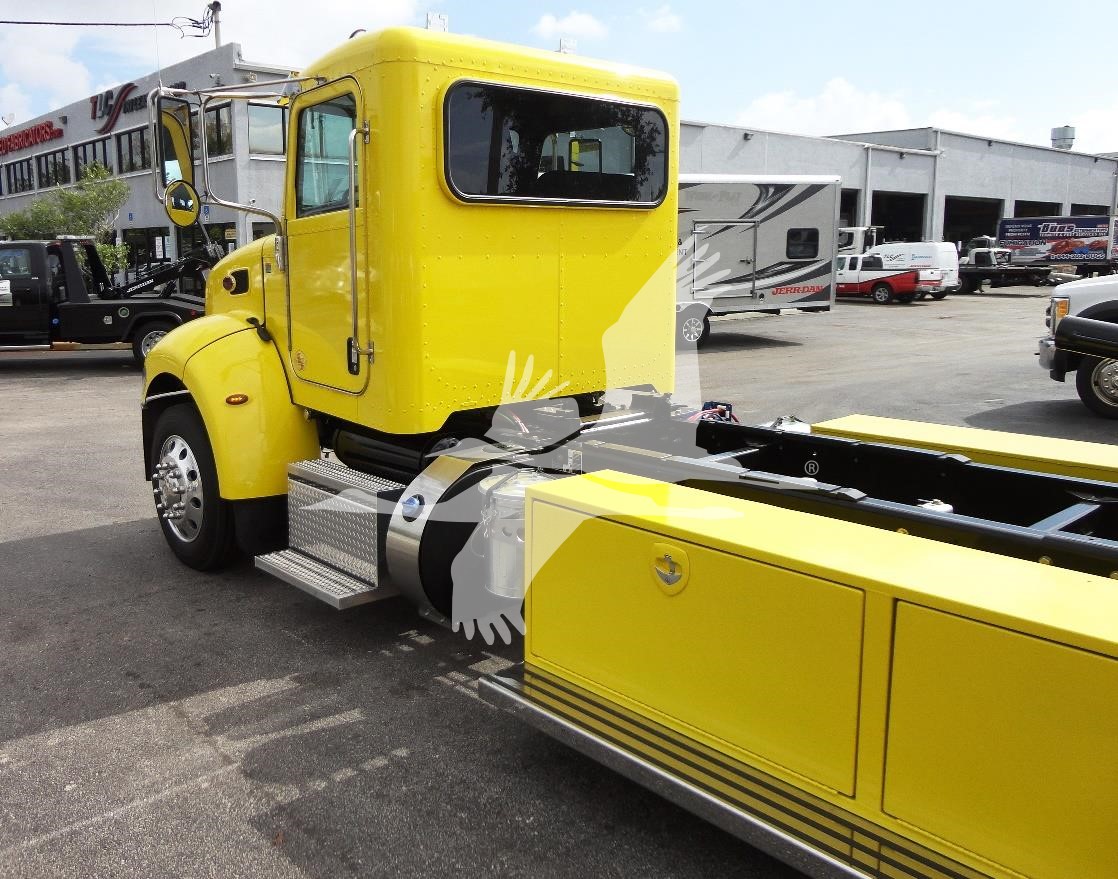 2022 Peterbilt 337