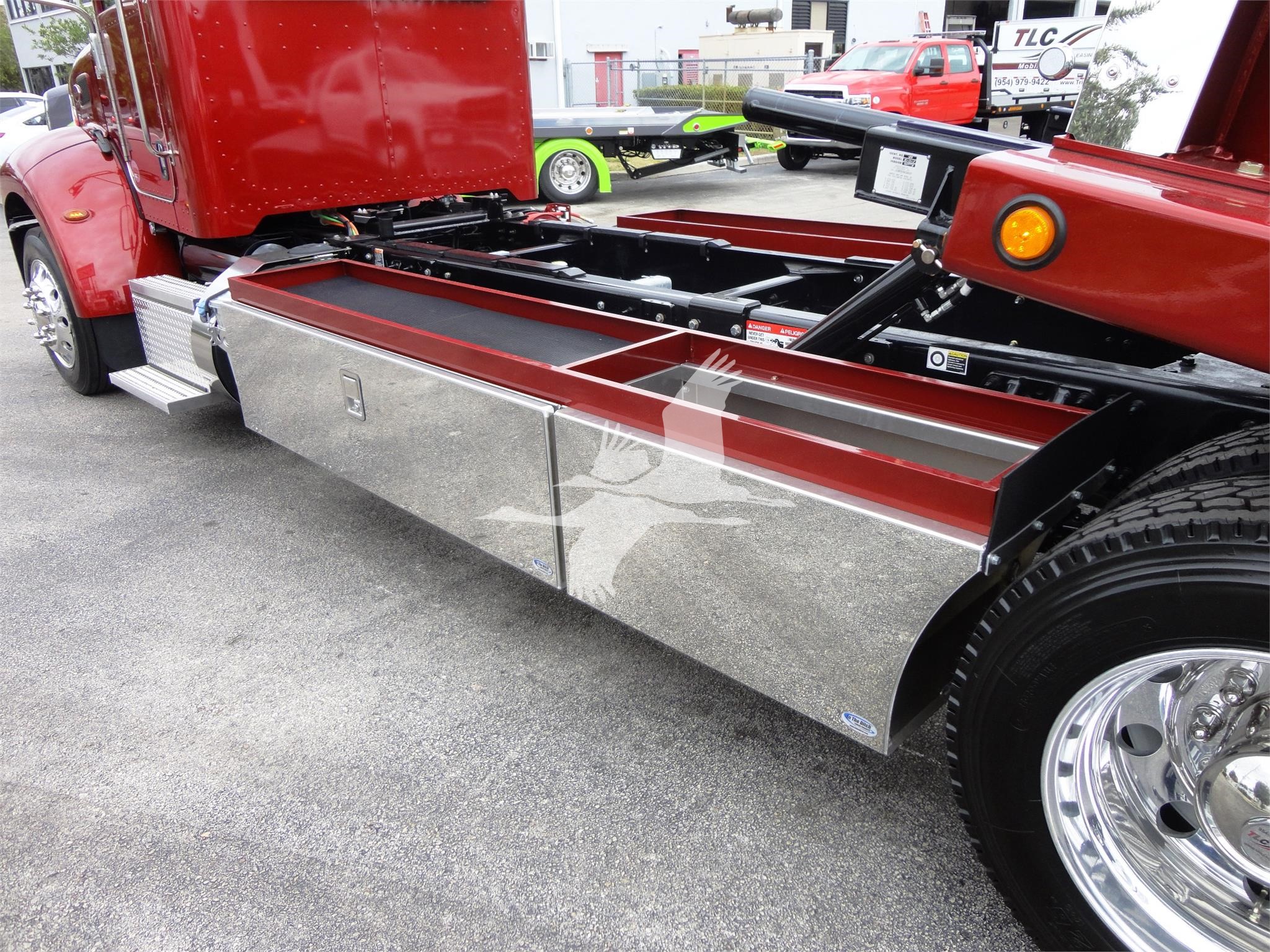 2022 Peterbilt 337