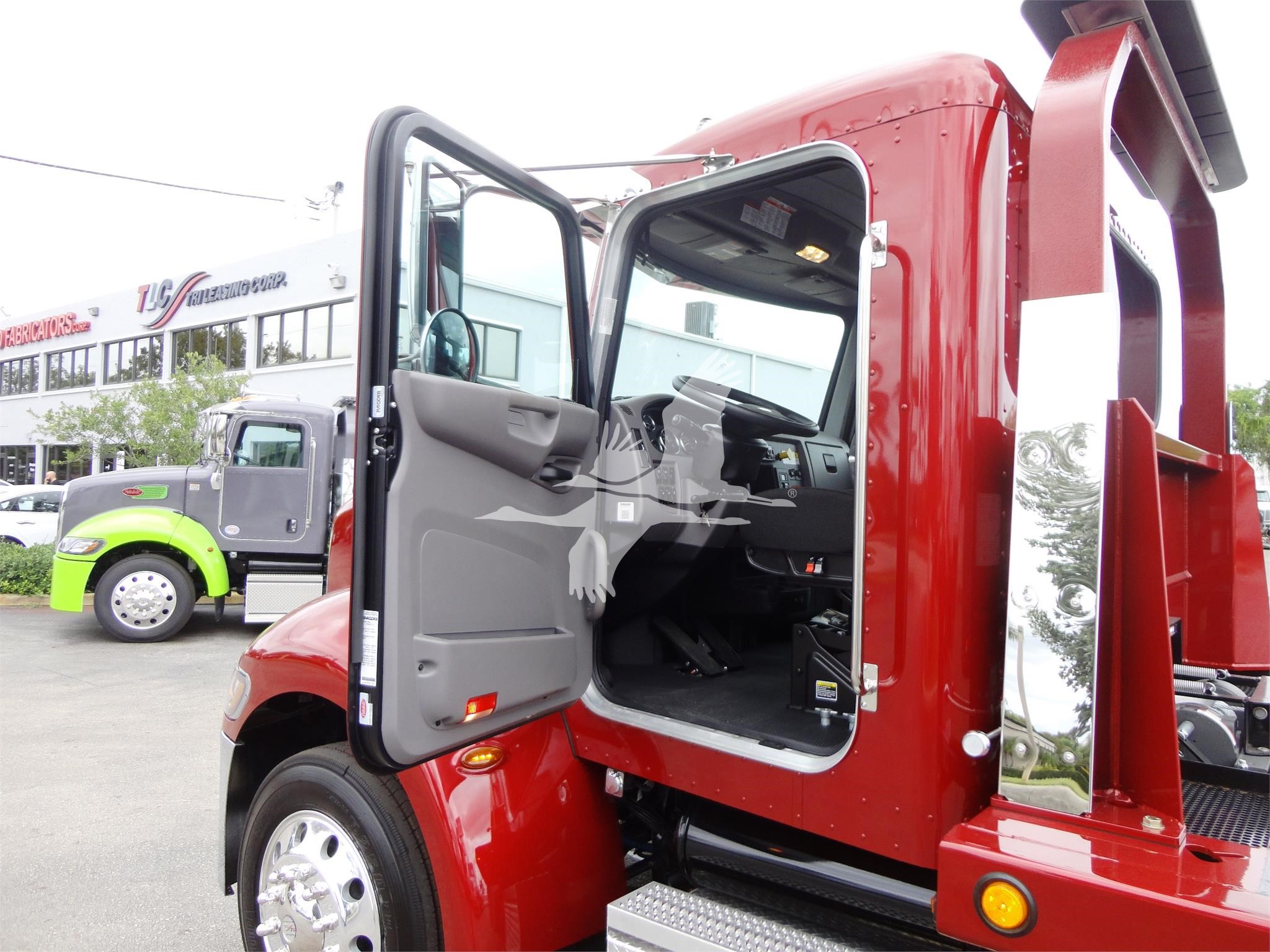 2022 Peterbilt 337