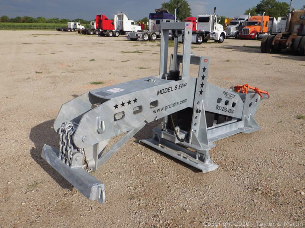 Pro-Tote 8 Elite hydraulic fifth wheel wrecker base showing model 8 Elite and chain hook points