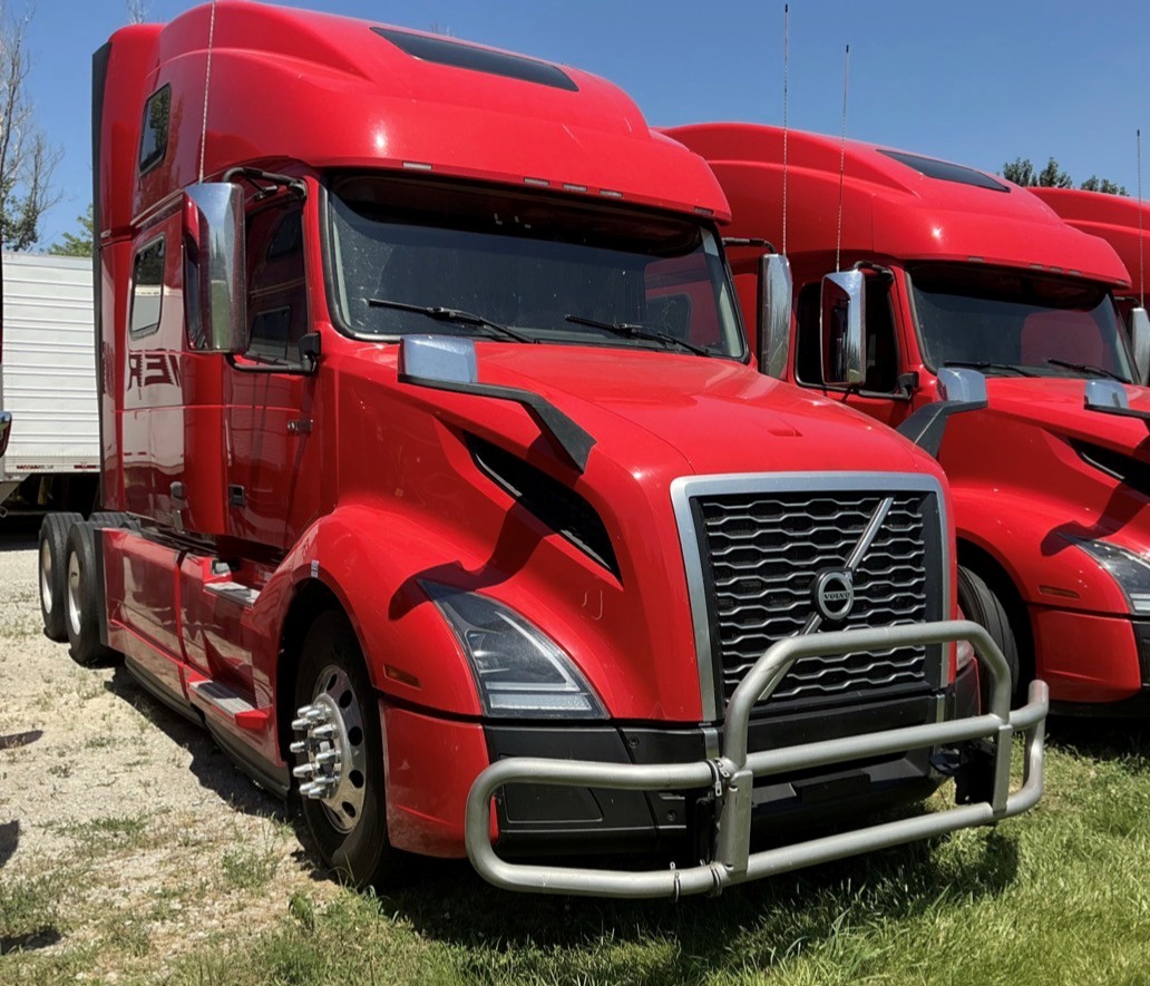 2024 Volvo VNL64T860