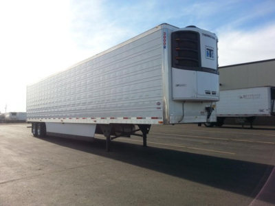 Trailer image showing a white 2026 Utility 3000R refrigerated trailer with Thermo King unit at the front, side panels, and tandem axle setup.