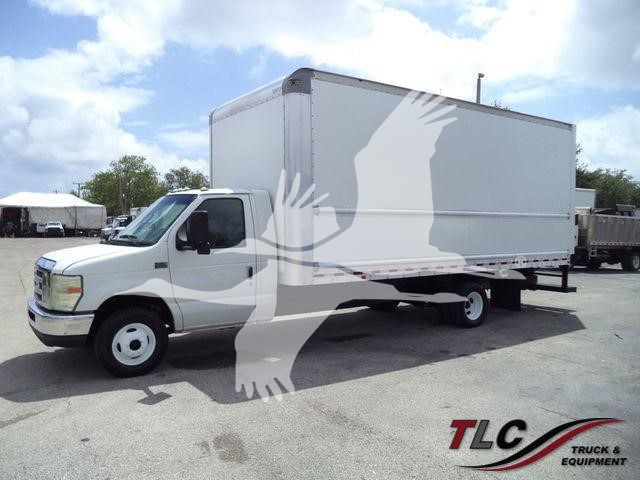 2011 Ford E450