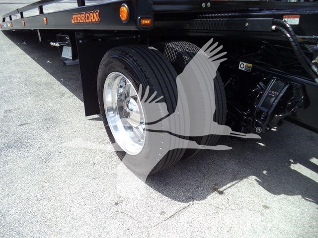 2018 Peterbilt 337