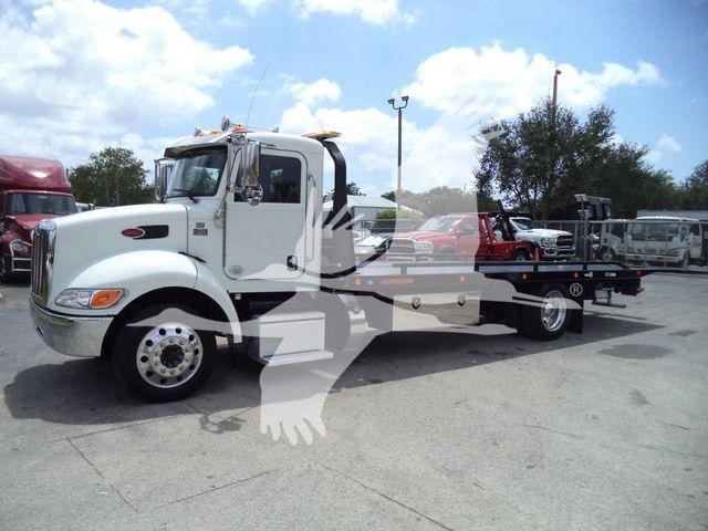 2018 Peterbilt 337