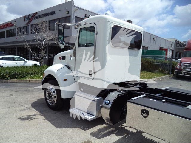 2018 Peterbilt 337
