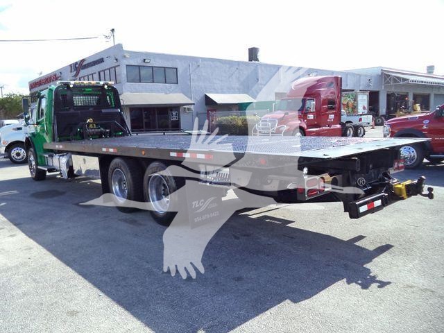 2016 Freightliner M2 106