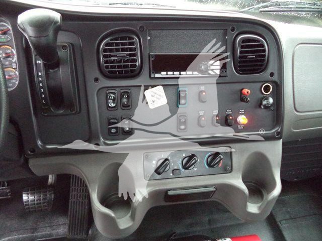 2020 Freightliner M2 106