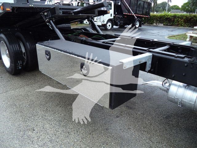 2020 Freightliner M2 106