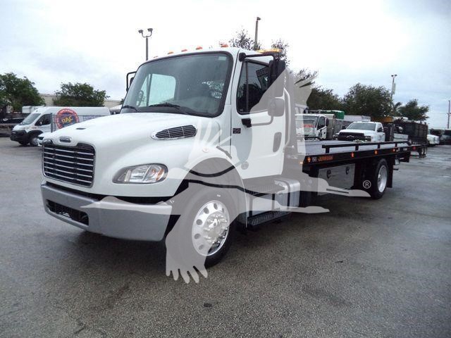 2020 Freightliner M2 106