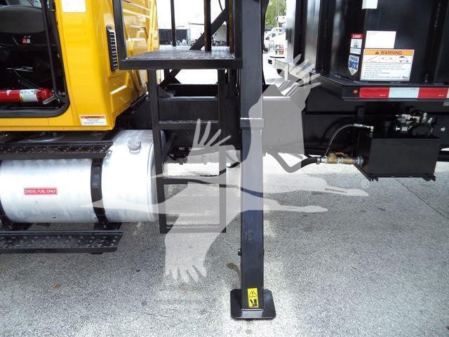 2019 International 4300