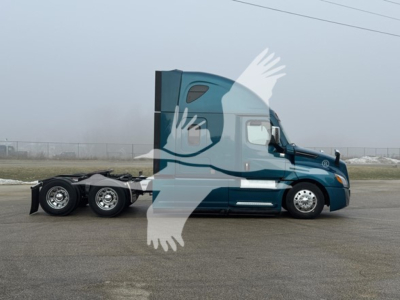 Freightliner Cascadia 126 conventional sleeper truck side view with blue cab and tractor trailer cab, 3AKJHHDR3NSNF1347 visible on listing.