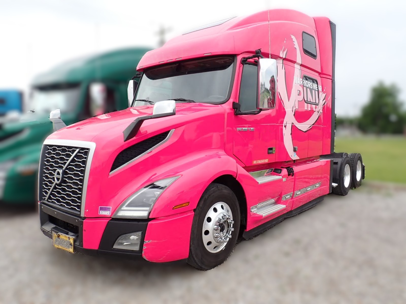 2023 Volvo VNL64T860