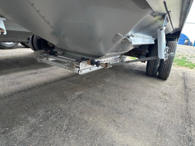 Trailer underside showing underside hitch and frame of a 2024 Timpte Super Hopper