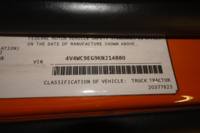 VIN tag showing VIN 4V4WC9EG9KN214880 with barcode and 'CLASSIFICATION OF VEHICLE: TRUCK TRACTOR' beside 20377823.