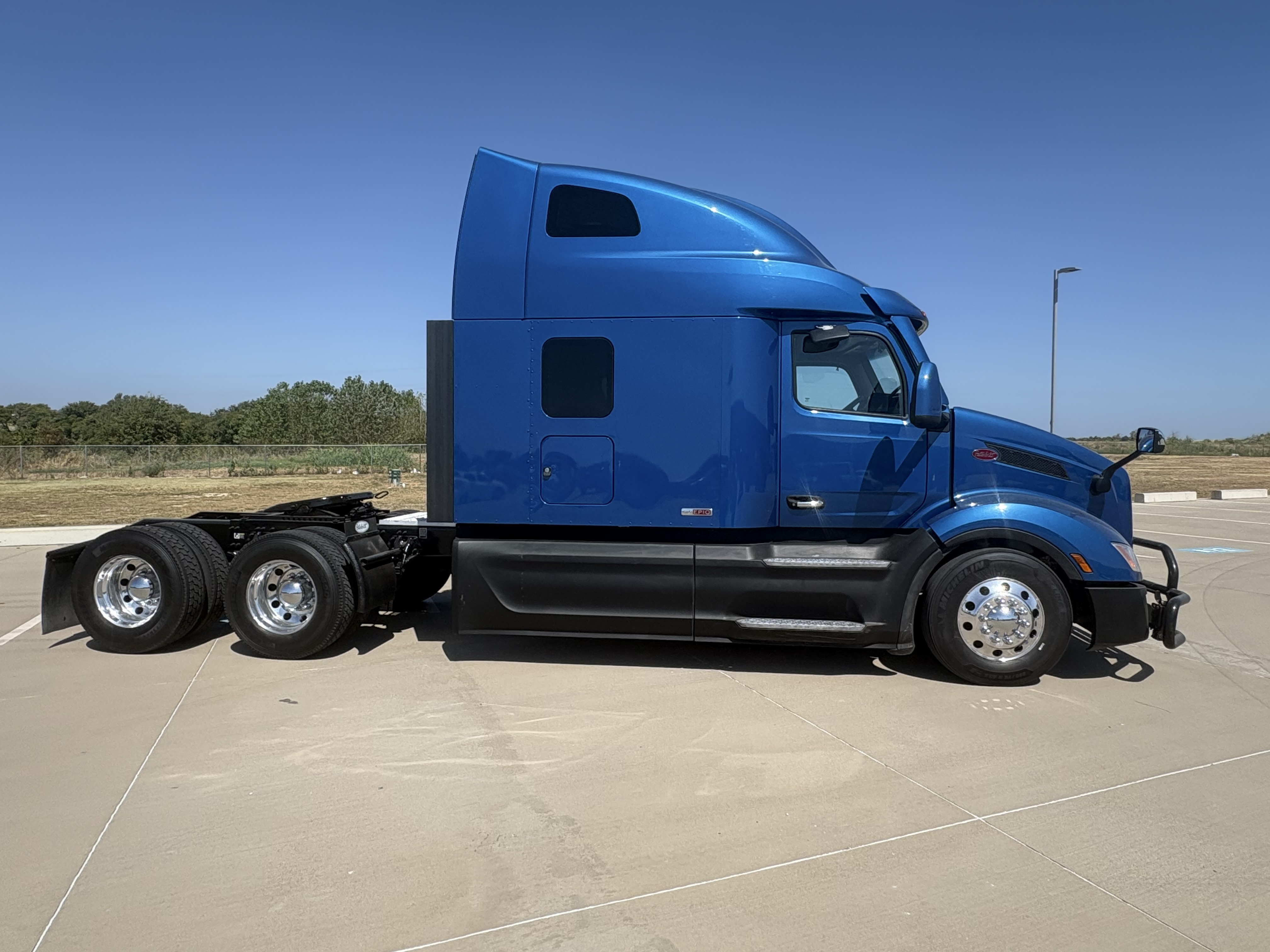 2024 Peterbilt 579
