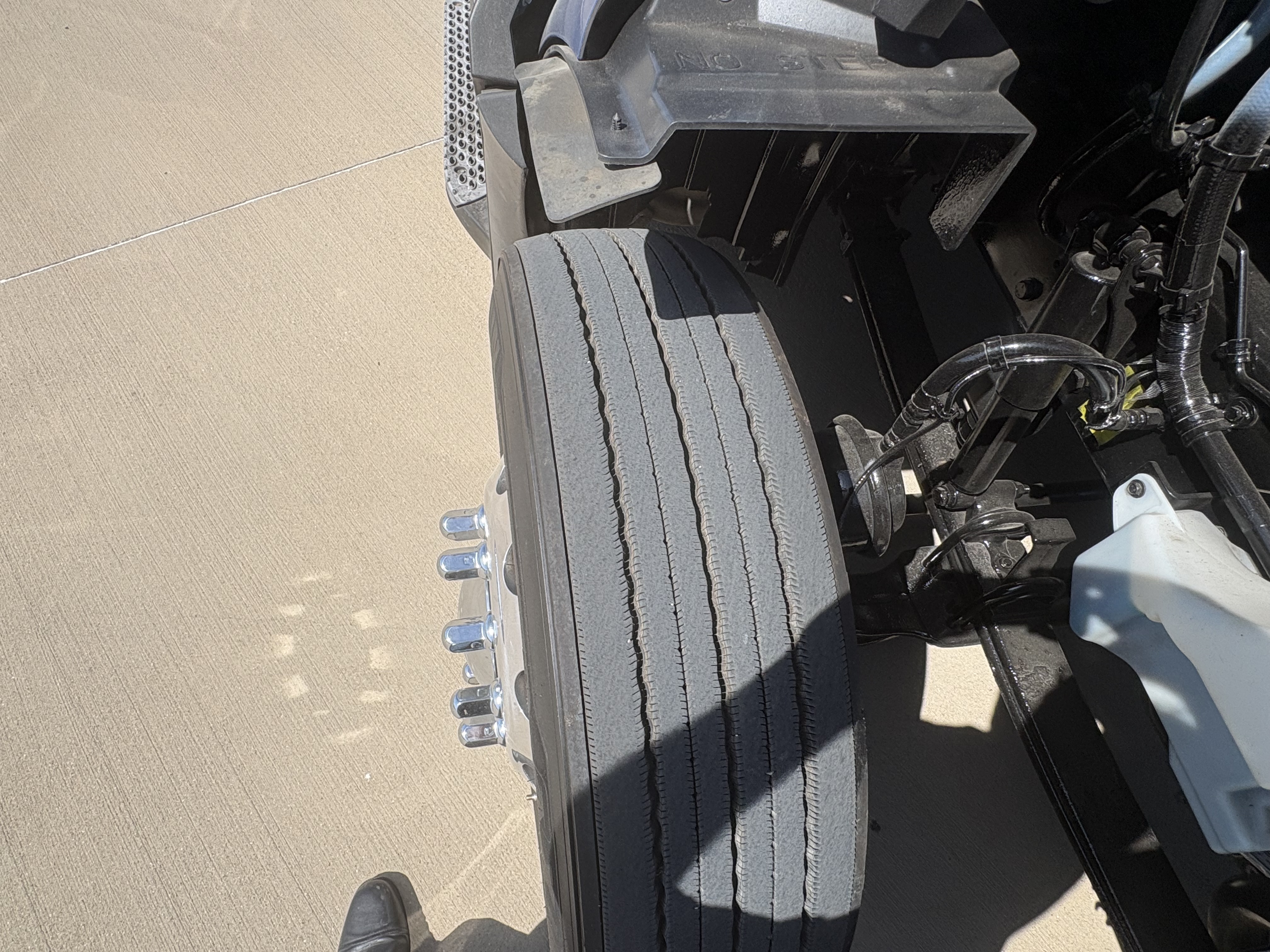2024 Peterbilt 579
