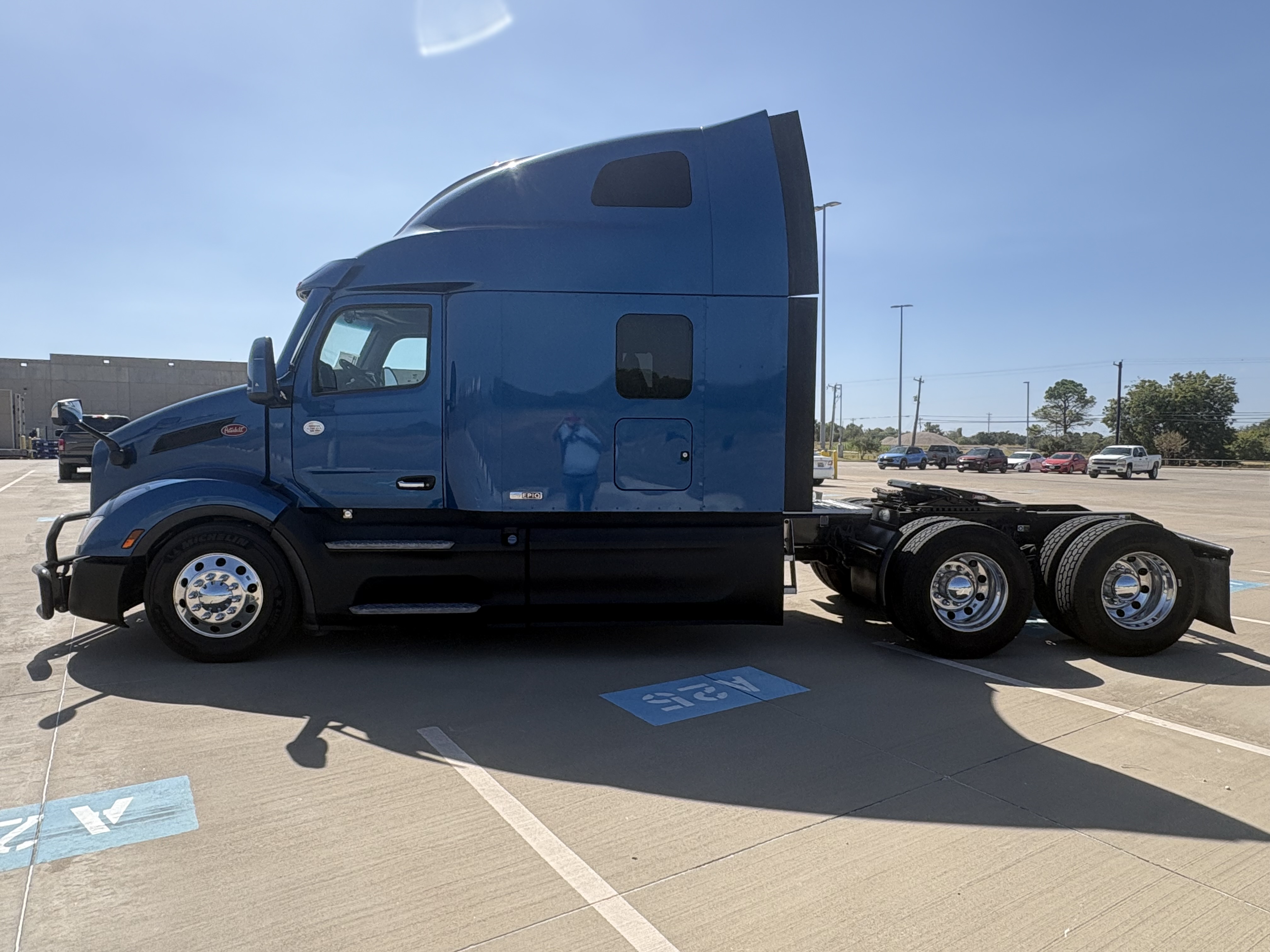 2024 Peterbilt 579