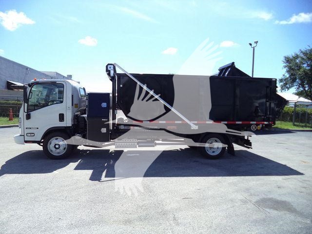 2024 Isuzu Nrr
