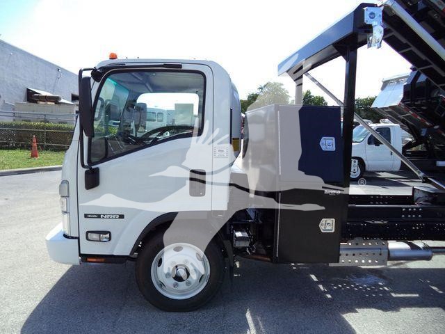 2024 Isuzu Nrr