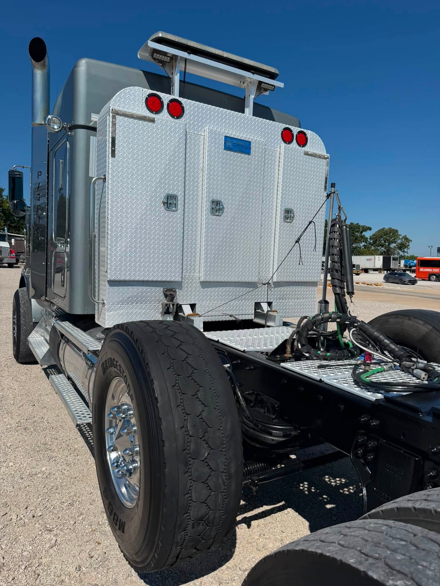 2023 Kenworth T800W