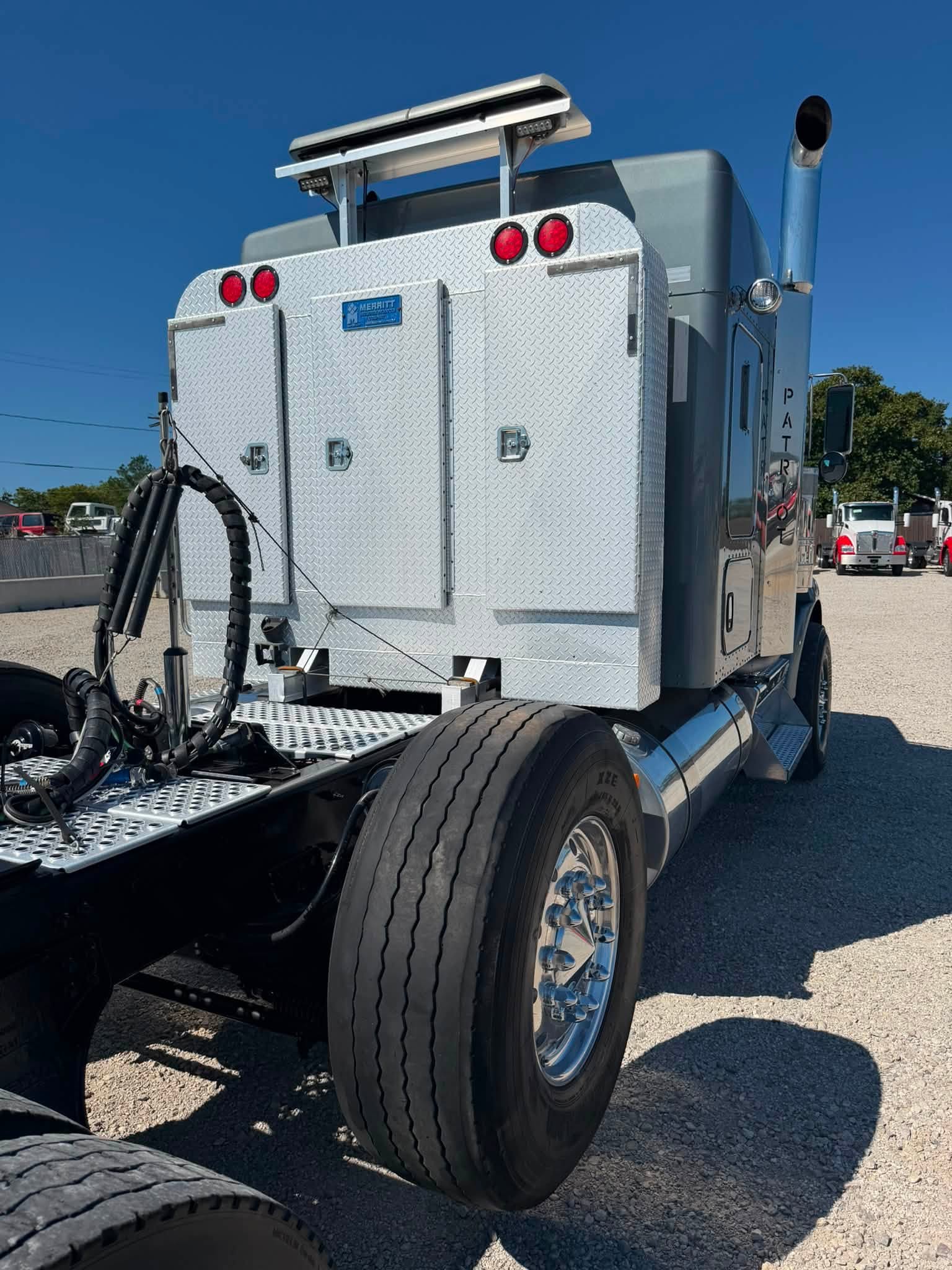 2023 Kenworth T800W