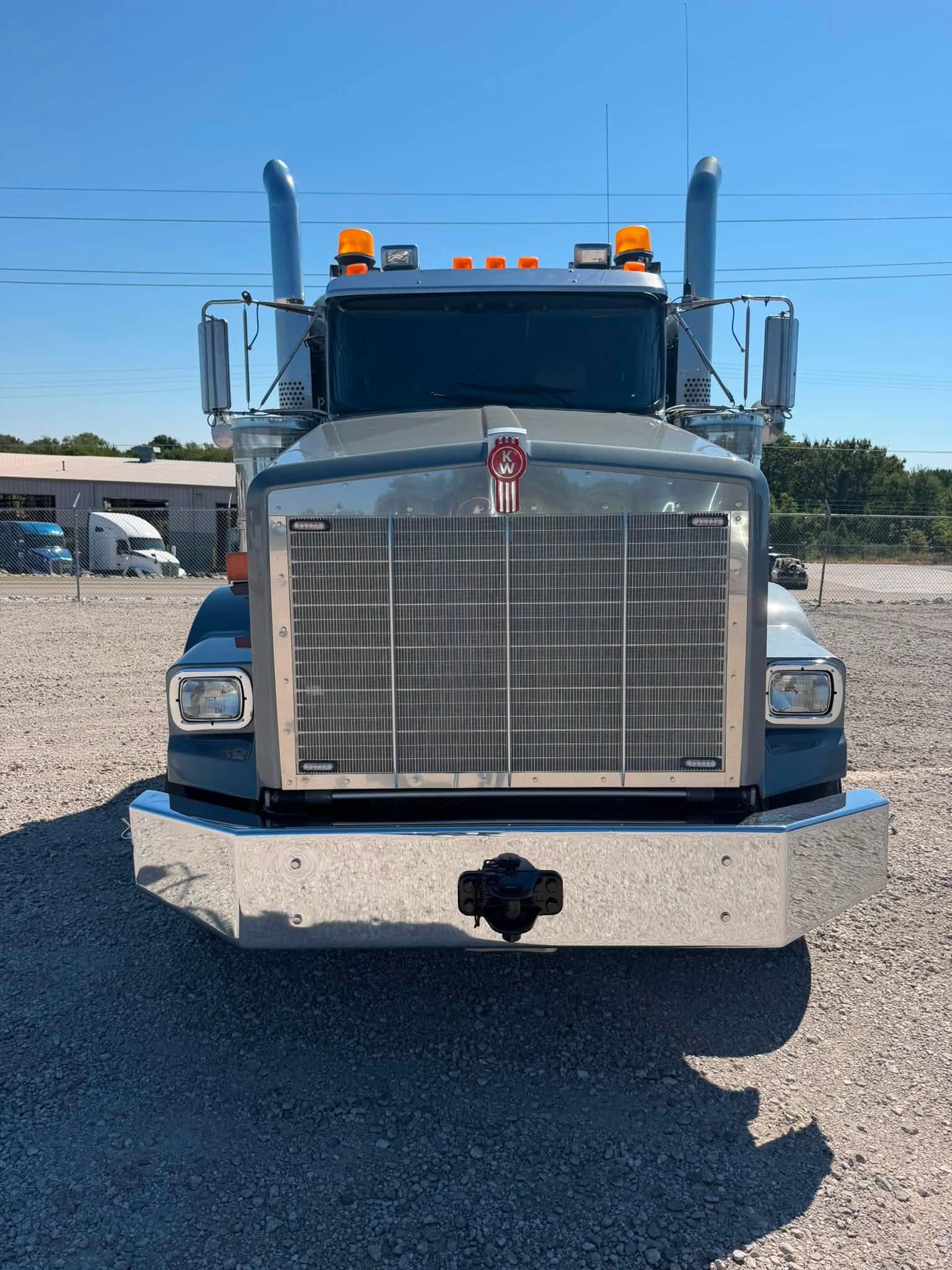 2023 Kenworth T800W