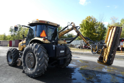 Challenger MT525B tractor with front loader attachment, rear tires large, in-service condition, VIN P207067.