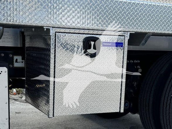 2023 Mack Md7