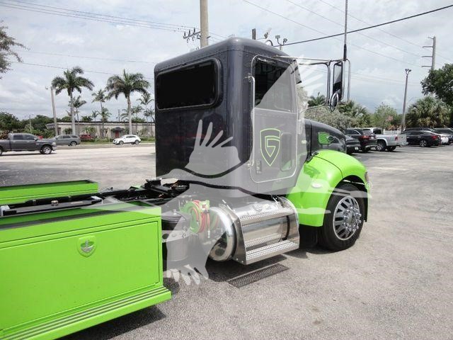 2020 Peterbilt 337