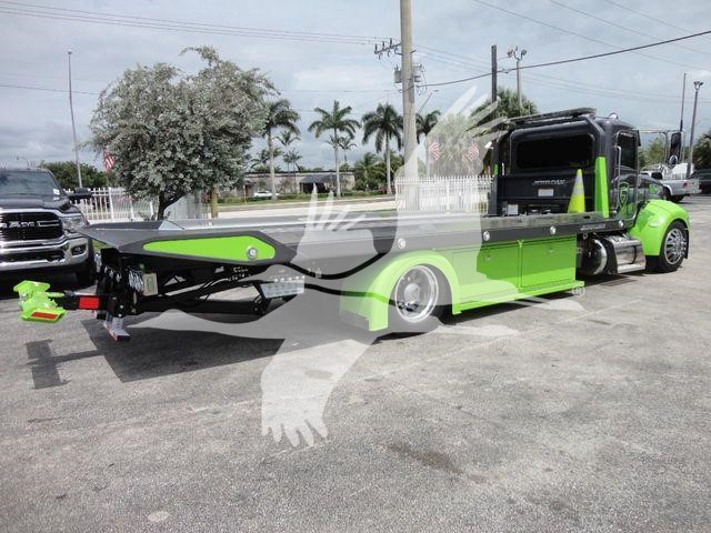 2020 Peterbilt 337