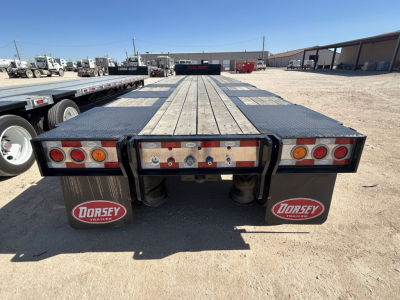 Trailer rear view showing flatbed with composite fenders and taillights on a Dorsey trailer.