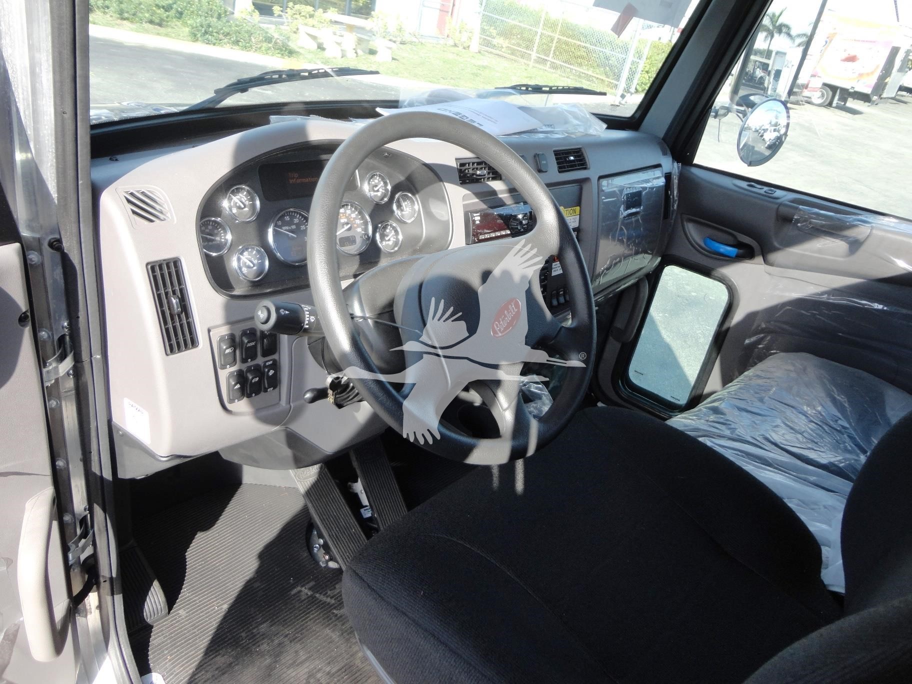 2022 Peterbilt 337