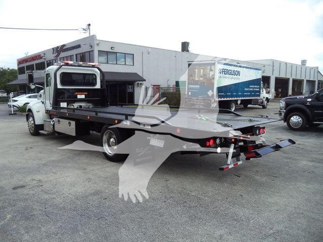 2019 Peterbilt 337