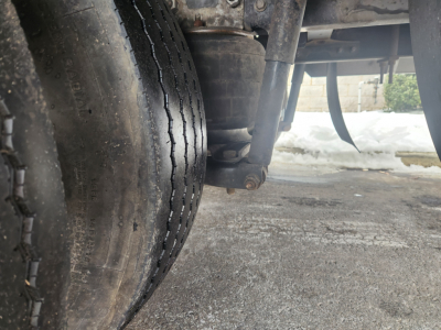 Hendrickson air ride suspension