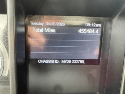Dashboard screen showing total miles 455484.4, date Tuesday 04/28/2026, time 08:12am, CHASSIS ID M708 002789 on Mack AN42T listing.