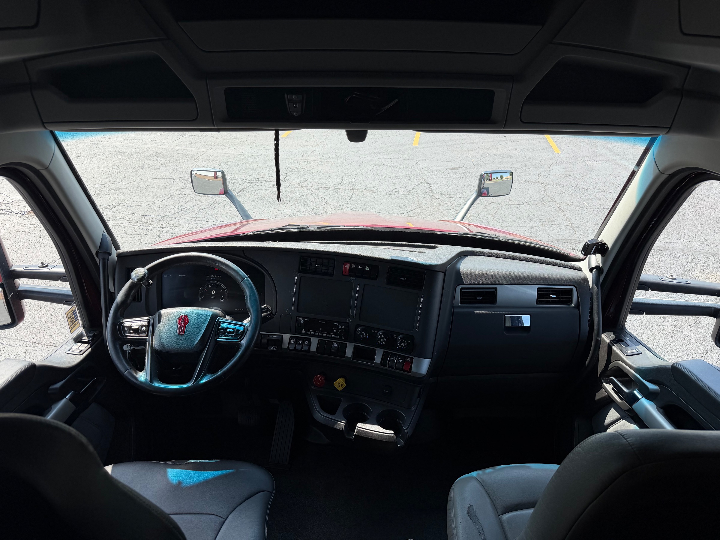 2022 Kenworth T680