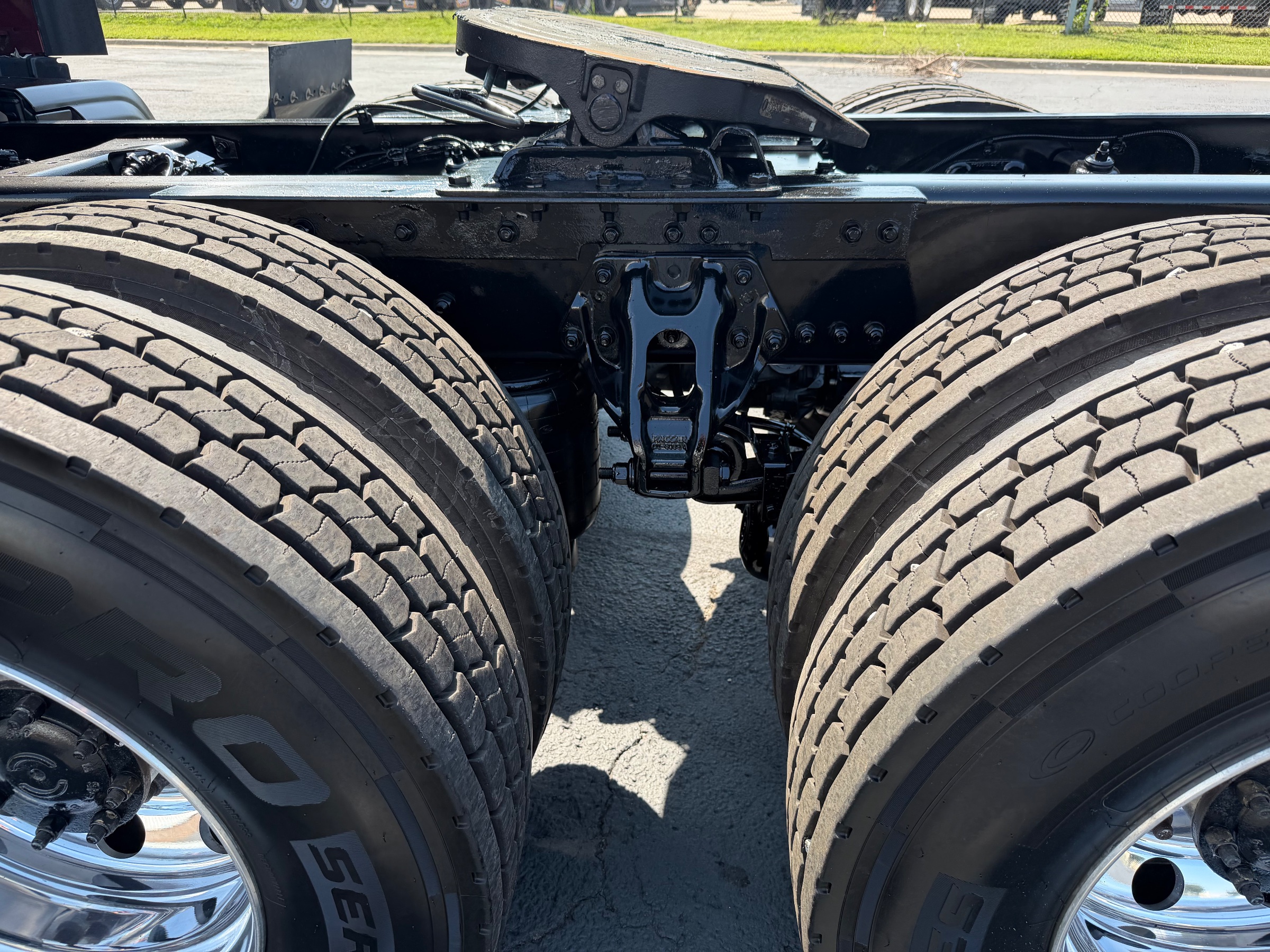 2022 Kenworth T680