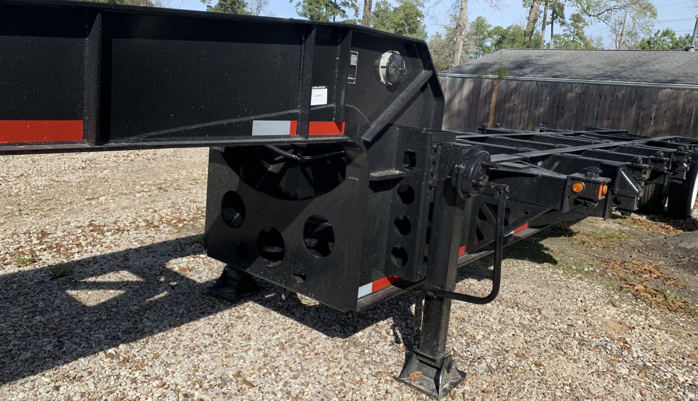 Trailer chassis showing front support plate and landing gear of a 43' Pro-Haul sand chassis trailer.