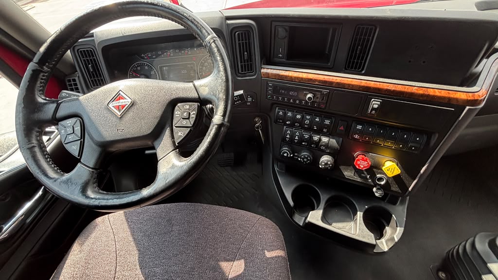 2022 International LT625