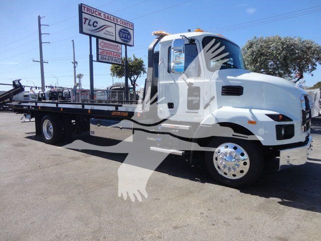 2027 Mack MD6