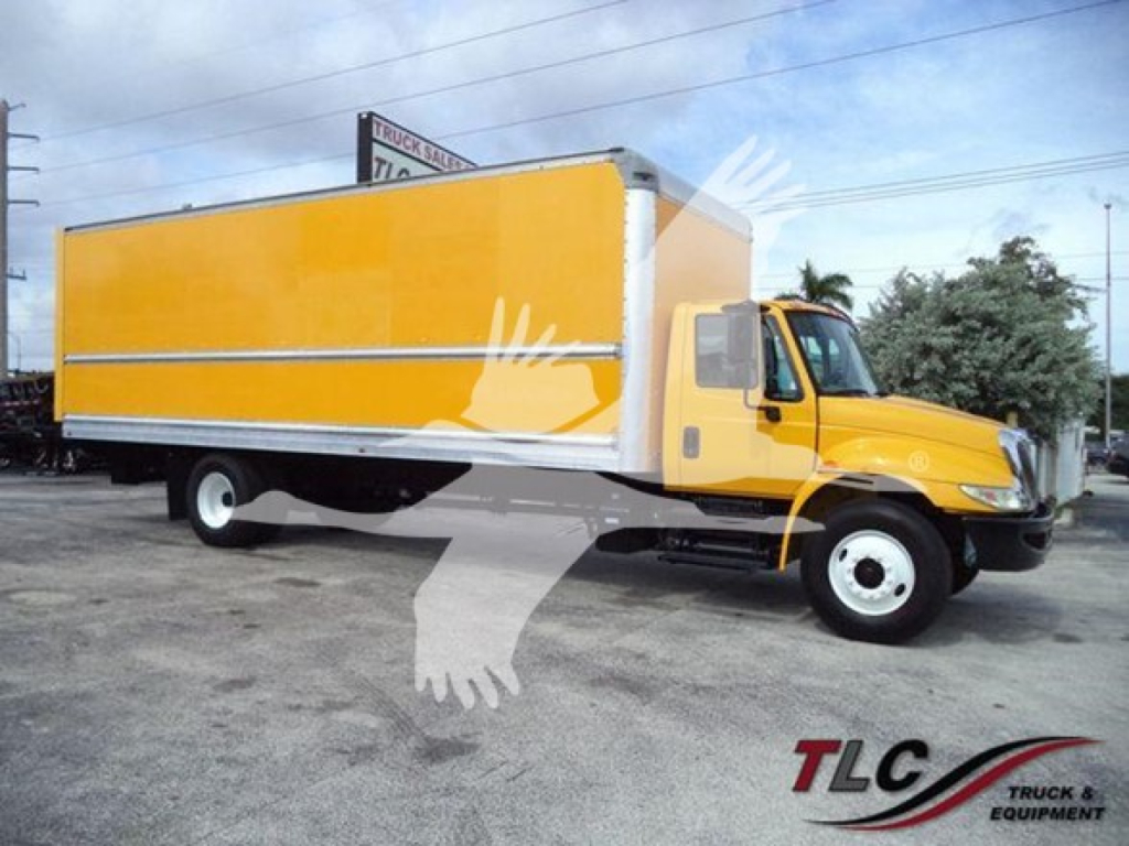 2018 International Durastar 4300 box truck side view showing yellow cargo box and cab, VIN 3HAMMMML4JL446539.