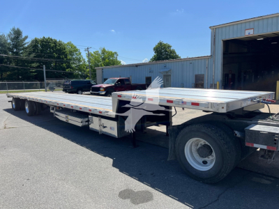 Trailer: 2027 Dorsey Combo Drop with Ramp Kit, flatbed trailer with dual-axle rear and single front axle, metal deck, side ramps, VIN 7KYDC5325VED48286, stock VED48286.