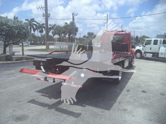 2020 Hino 268A
