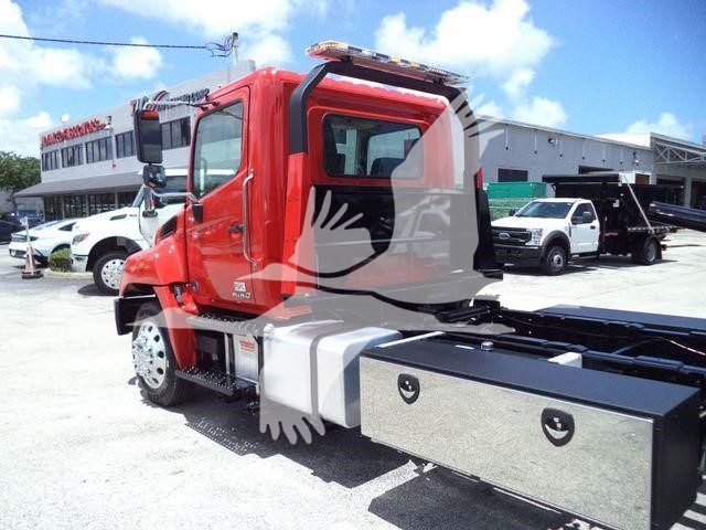 2020 Hino 268A
