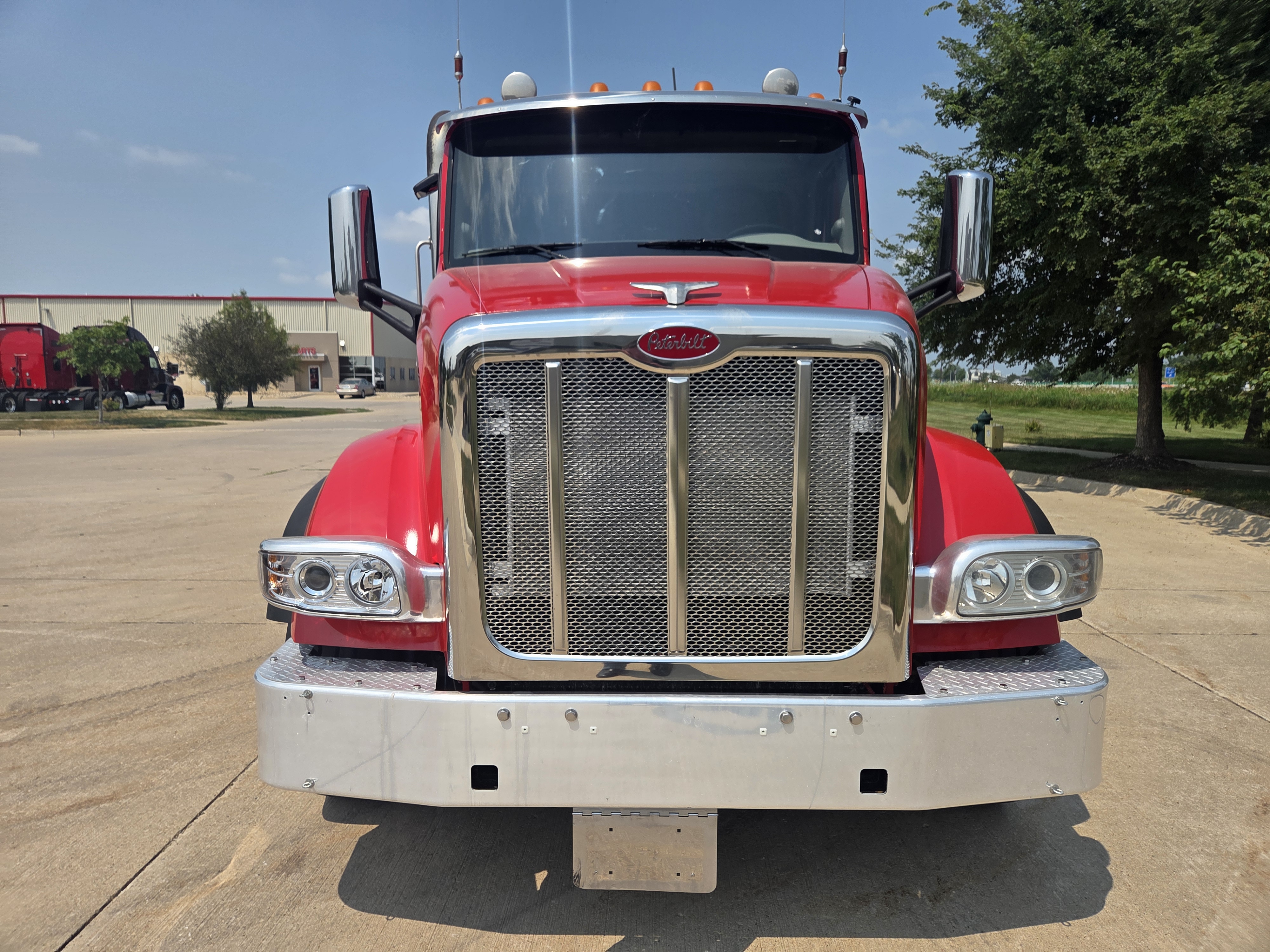 2020 Peterbilt 567