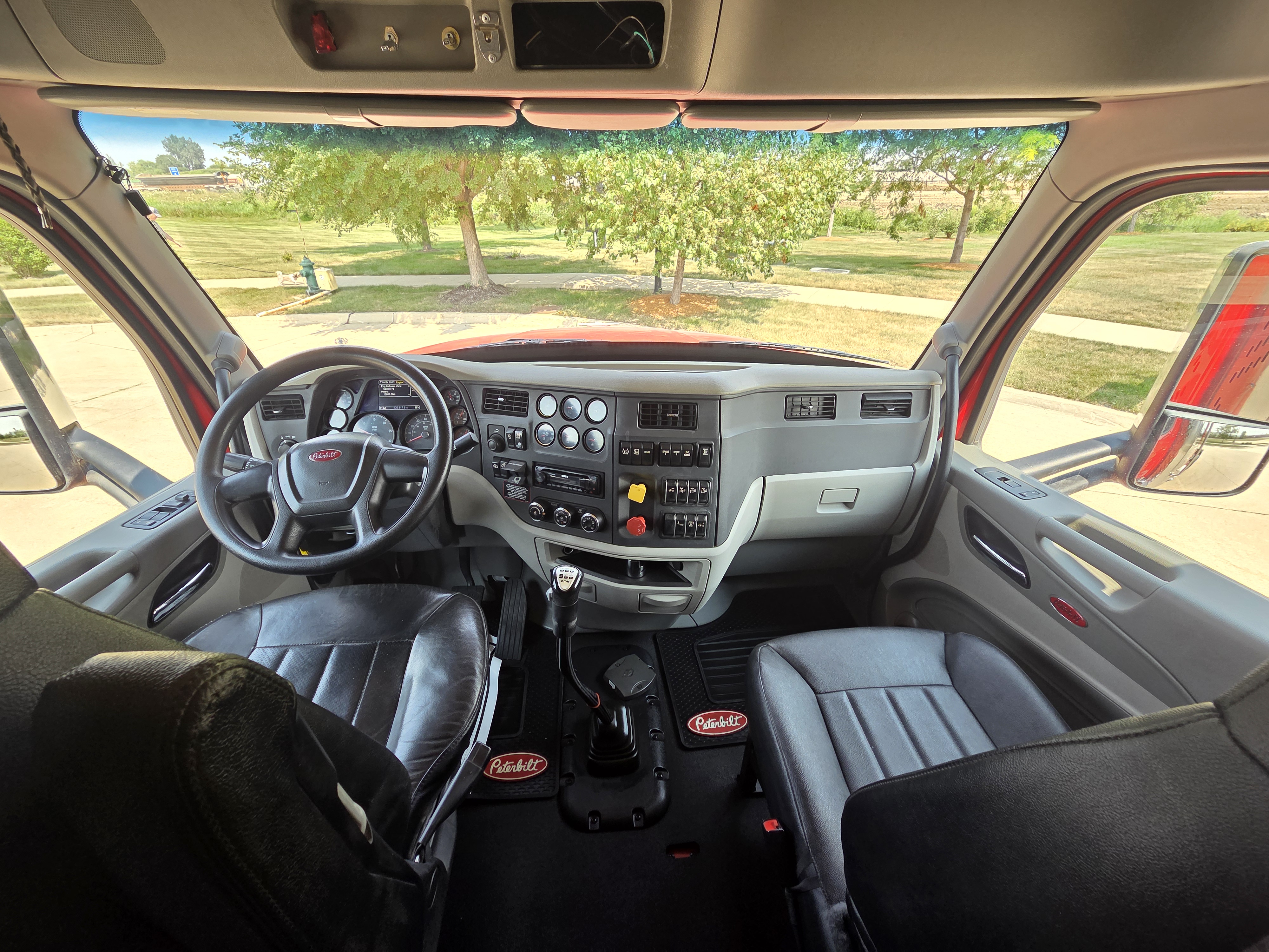 2020 Peterbilt 567